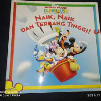 Image of Naik, Naik dan terbang tinggi